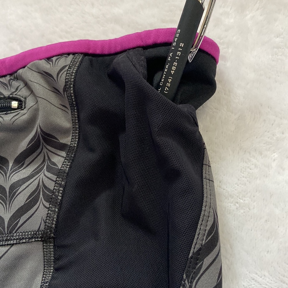 Pearl Izumi Size XL Gray & Black Capri Leggings Purple Trim Back Zip Pocket - Picture 15 of 15